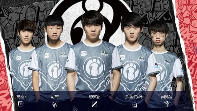 关于JackeyLove焦点对战，巴特勒与30激战瑞士队分钟，锐不可当胜负难料！的信息